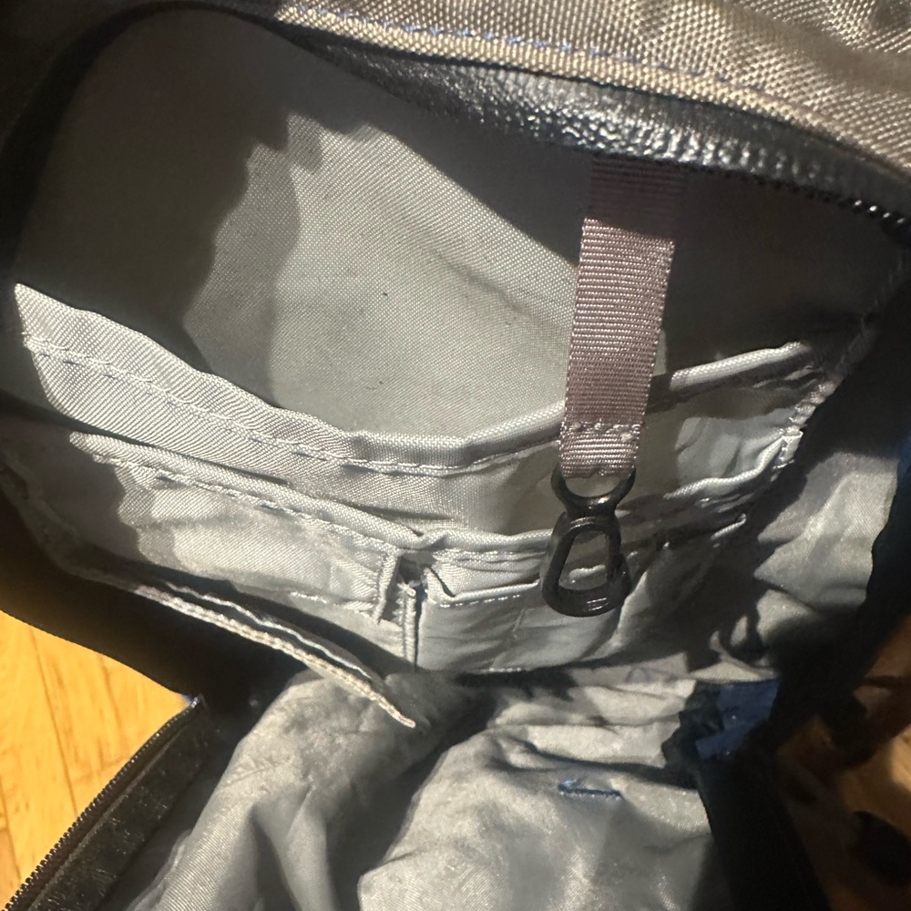 CamelBak Blue and Gray Used RimRunner Backpack - Picture 7 of 8